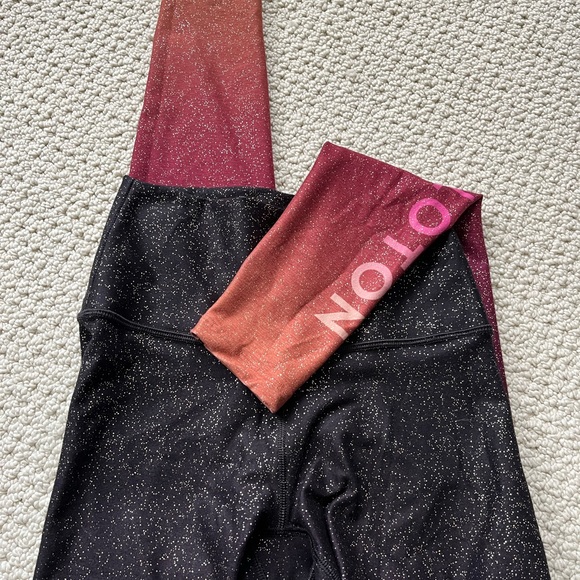 Peloton Ombré leggings, size xs, excellent. WITH - Picture 2 of 10
